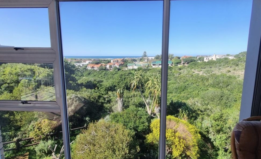 3 Bedroom Property for Sale in Stilbaai Wes Western Cape
